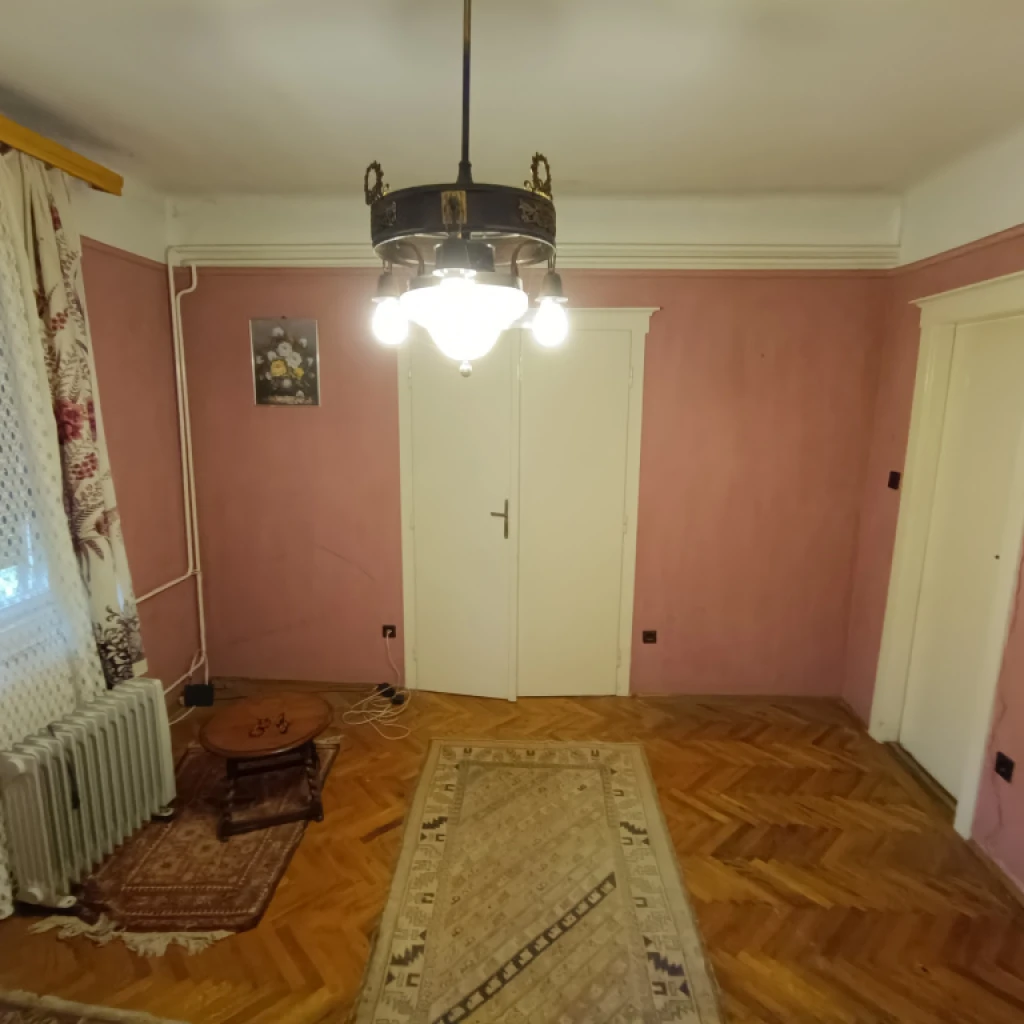 XIV. Kerület, Gödöllői utca, 90 m²-es, családi ház, 3 szobás