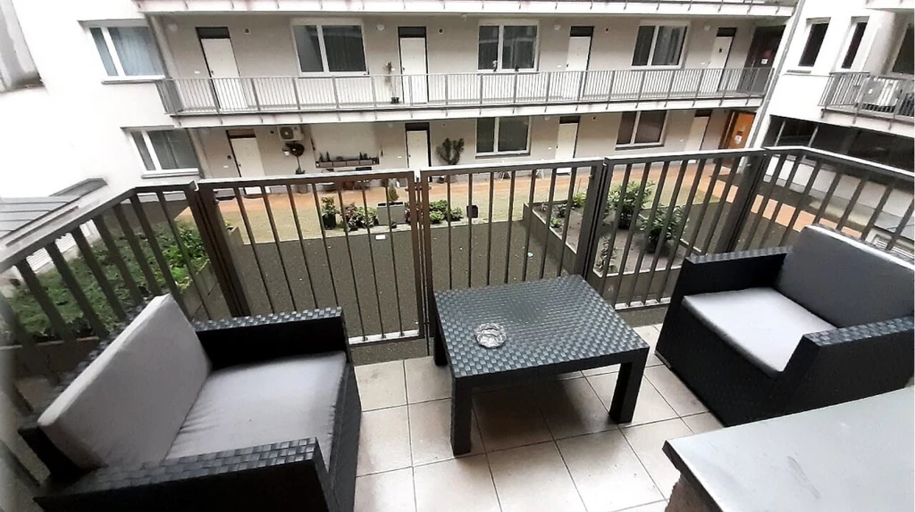 VII. Kerület, Garay utca, 49 m²-es, társasházi lakás, 2 szobás