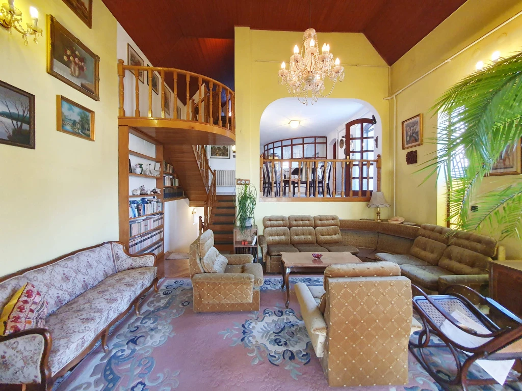 Gödöllő, Röges városrész, 177 m²-es, családi ház, 5 szobás, jó állapotú