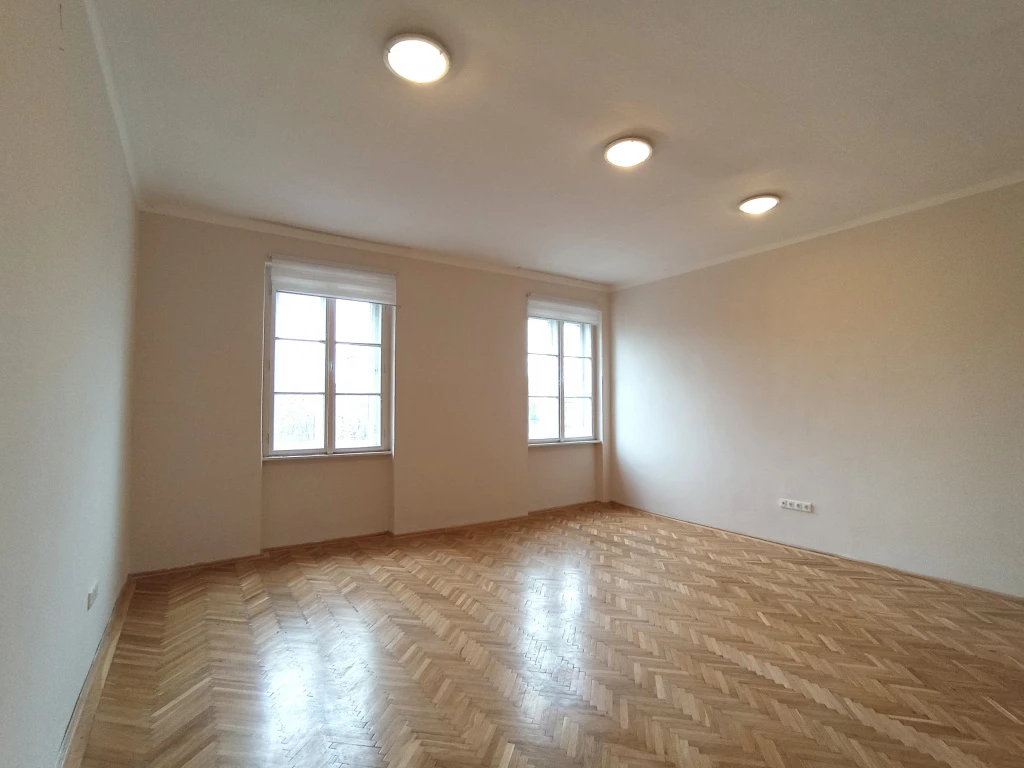 X. Kerület, Gyömrői út, 48 m²-es, társasházi lakás, 1 szobás, átlagos állapotú