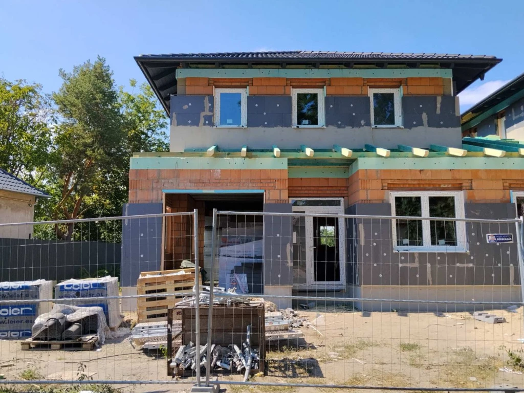 Dunakeszi, Alsótabán, 171 m²-es, ikerház, 5 szobás, új építésű állapotú