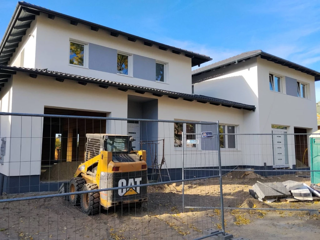 Dunakeszi, Alsótabán, 171 m²-es, ikerház, 5 szobás, új építésű állapotú