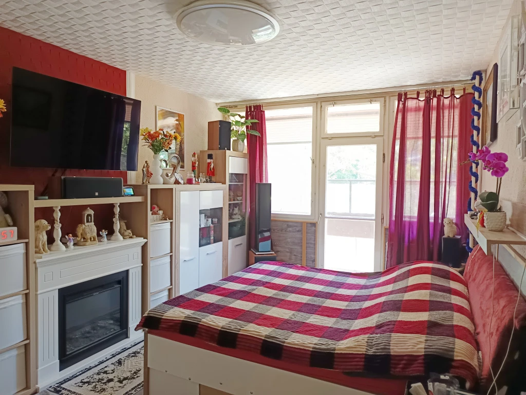 XX. Kerület, Helsinki út, 57 m²-es, társasházi lakás, 2 szobás