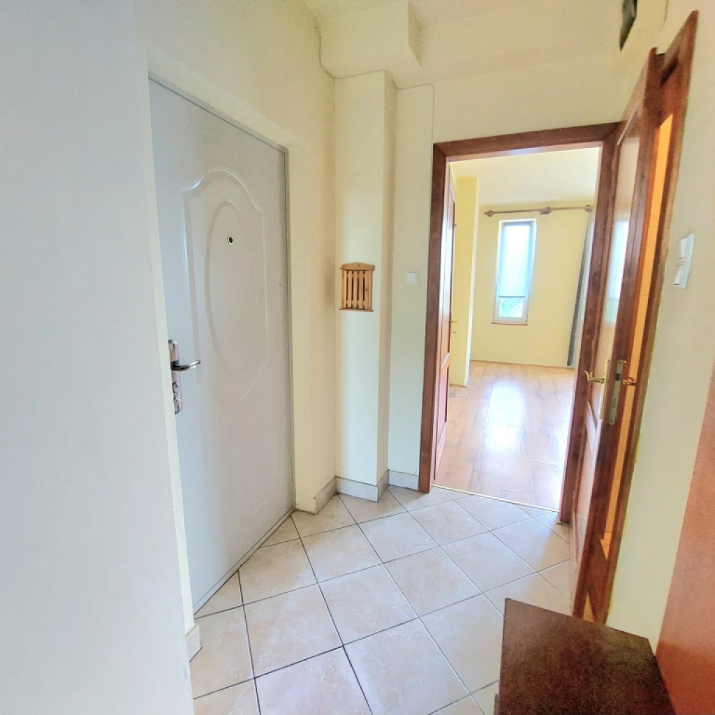 XVII. Kerület, Kaszáló utca, 35 m²-es, társasházi lakás, 1 szobás