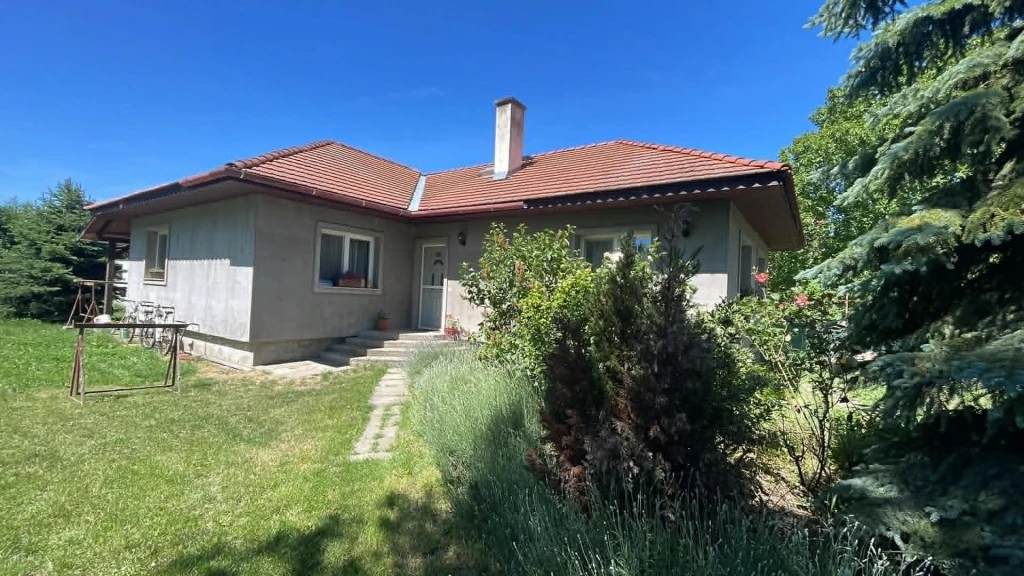 Isztimér, Jókai utca, 92 m²-es, családi ház, 4 szobás, új építésű állapotú