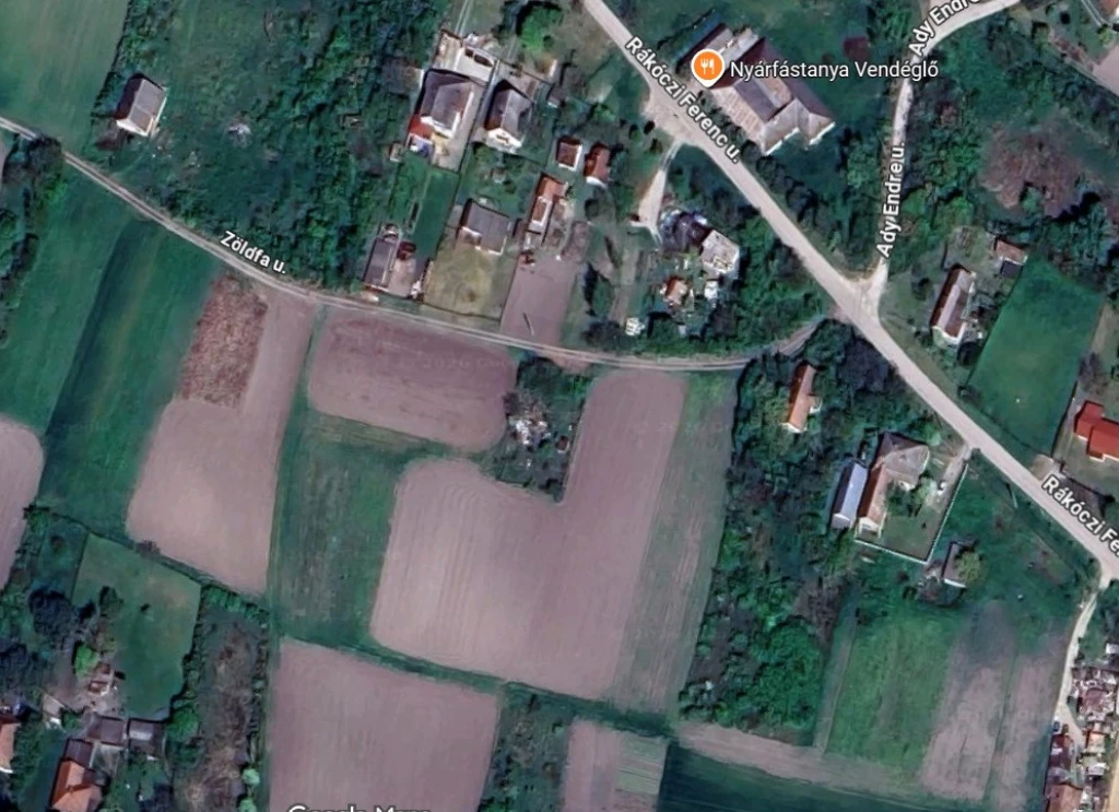 c3-1-name c2-50-name, Makád, Zöldfa utca