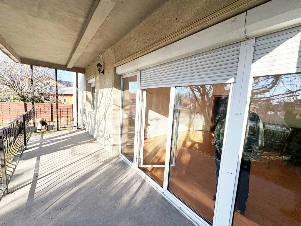 Ráckeve, Híd közeli utca, 122 m²-es, ikerház, 4 szobás, jó állapotú