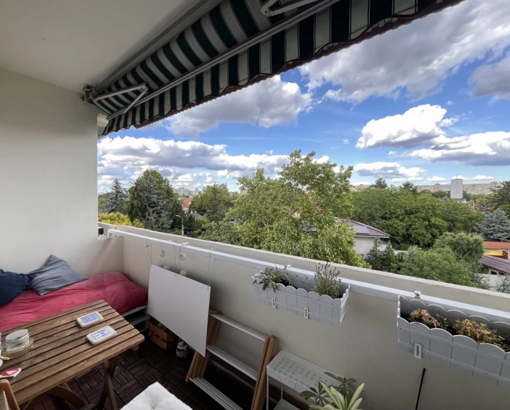 XI. Kerület, Albertfalva, 52 m²-es, társasházi lakás, 2 szobás