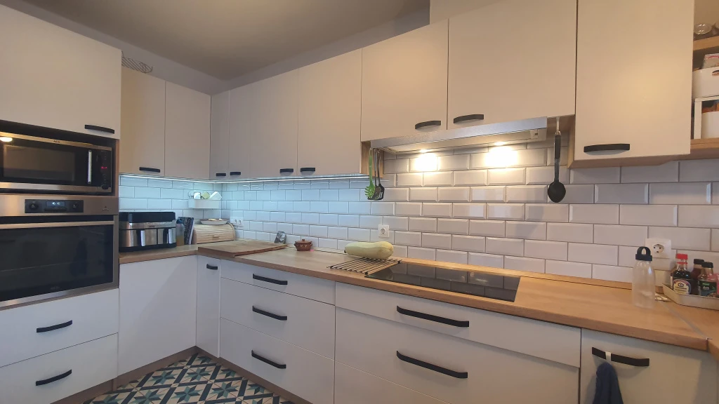 XV. Kerület, WYSOCKI utca, 116 m²-es, társasházi lakás, 5 szobás