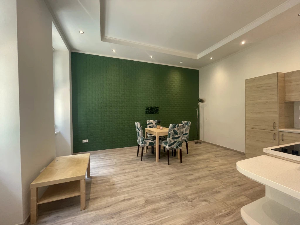 VII. Kerület, Hársfa utca, 36 m²-es, társasházi lakás, 1+1 szobás