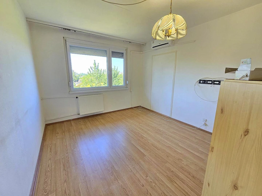 XV. Kerület, Páskomliget utca, 35 m²-es, társasházi lakás, 1+1 szobás