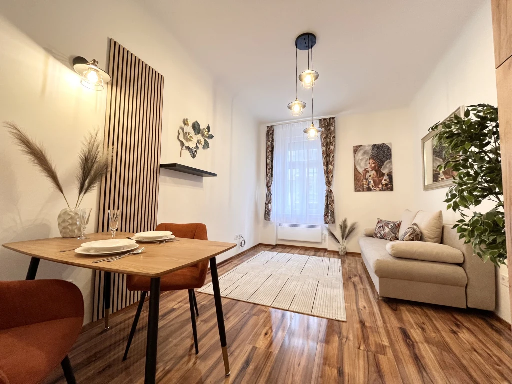 XIII. Kerület, Göncz Árpád városközpont közelében, 28 m²-es, társasházi lakás