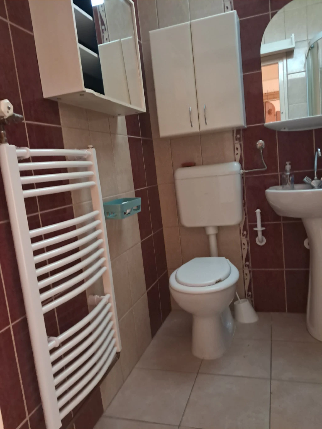 Ózd, Árpád v. út, 37 m²-es, társasházi lakás, 1 szobás, jó állapotú