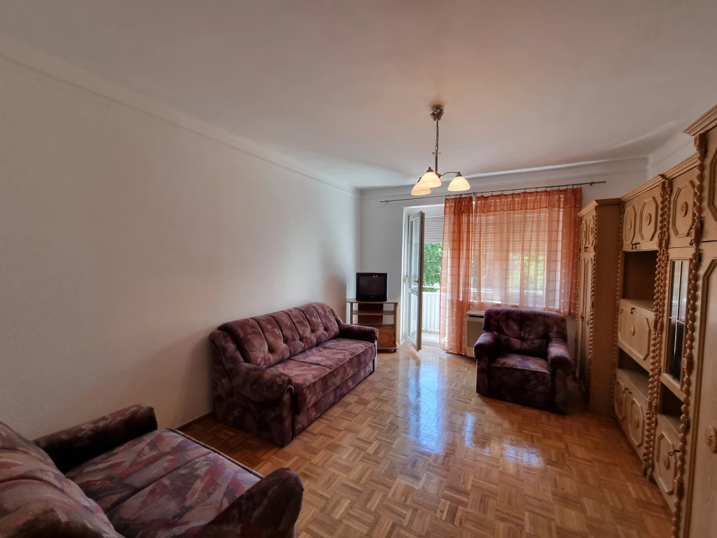 Nyíregyháza, Garibaldi utca, 51 m²-es, társasházi lakás, 2 szobás