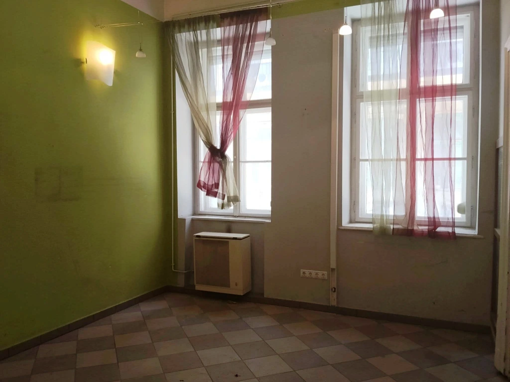 IX. Kerület, Ráday utca, 33 m²-es, társasházi lakás, 1 szobás
