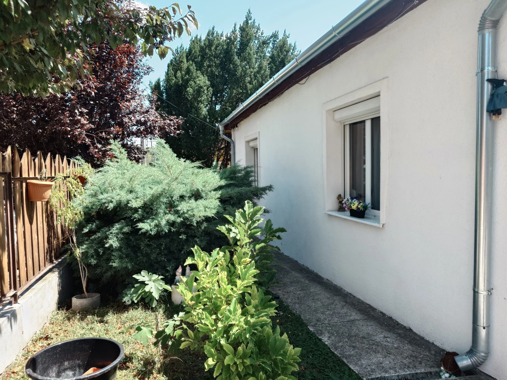 Gárdony, XI. utca, 97 m²-es, 2 generációs, családi ház, 4 szobás