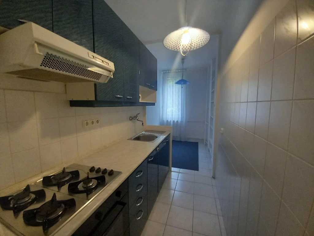 IX. Kerület, Friss utca, 35 m²-es, társasházi lakás, 1 szobás