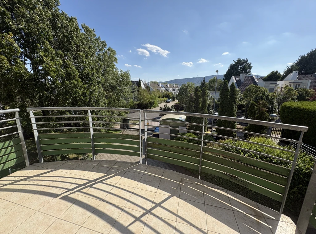 III. Kerület, Forrásliget lakópark, 96 m²-es, társasházi lakás