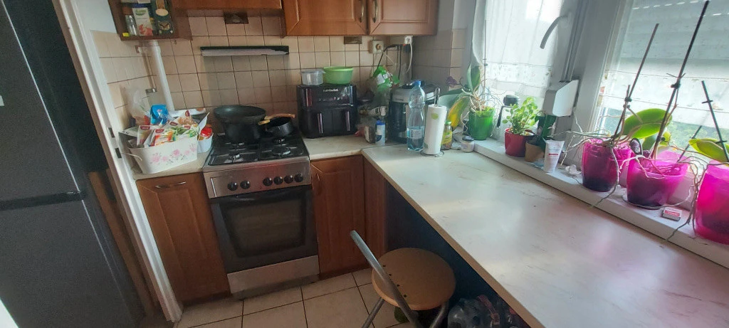 XI. Kerület, Fehérvári út, 65 m²-es, társasházi lakás, 3 szobás