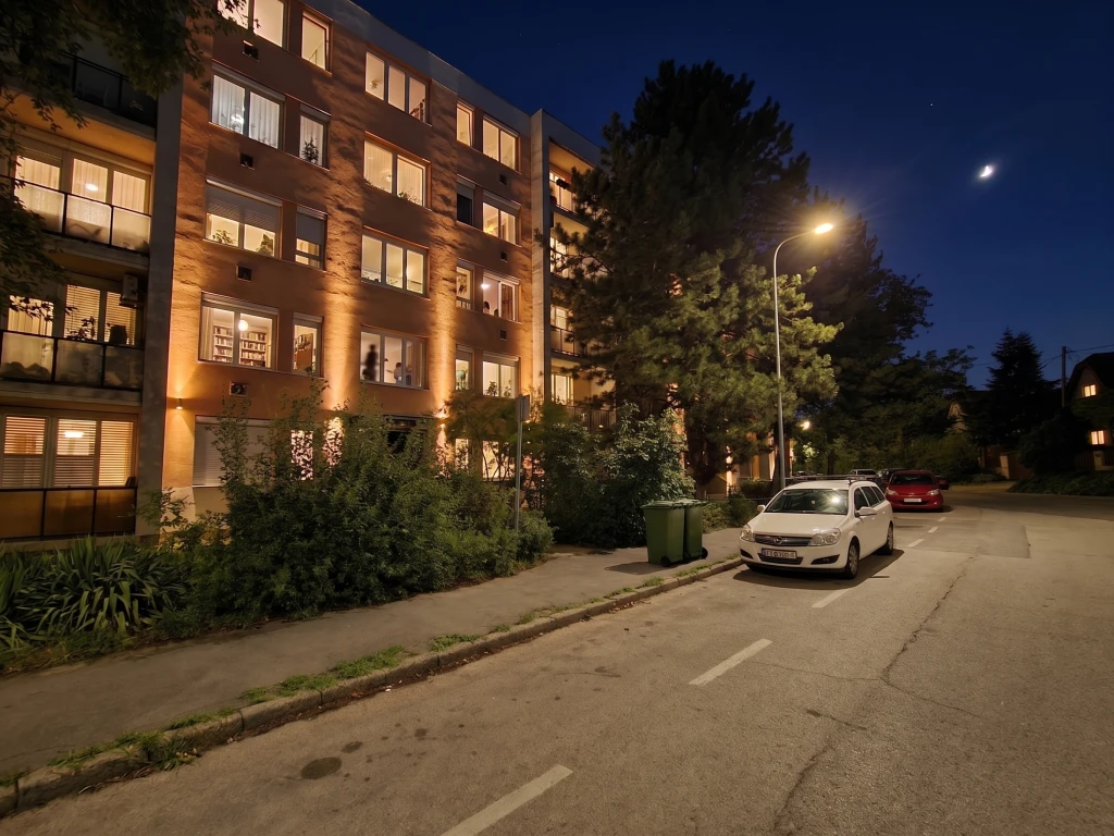 XVIII. Kerület, Vándor Sándor utca, 47 m²-es, társasházi lakás