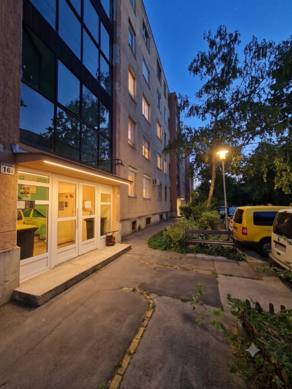 IX. Kerület, Epreserdő utca, 55 m²-es, társasházi lakás, 2 szobás