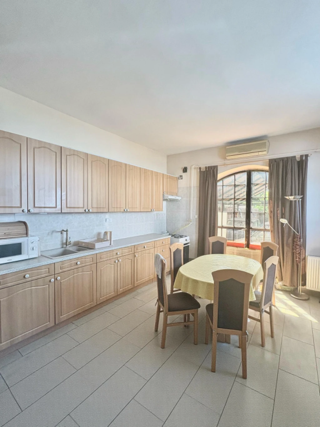 III. Kerület, Mocsáros dűlő, 127 m²-es, családi ház, 3 szobás