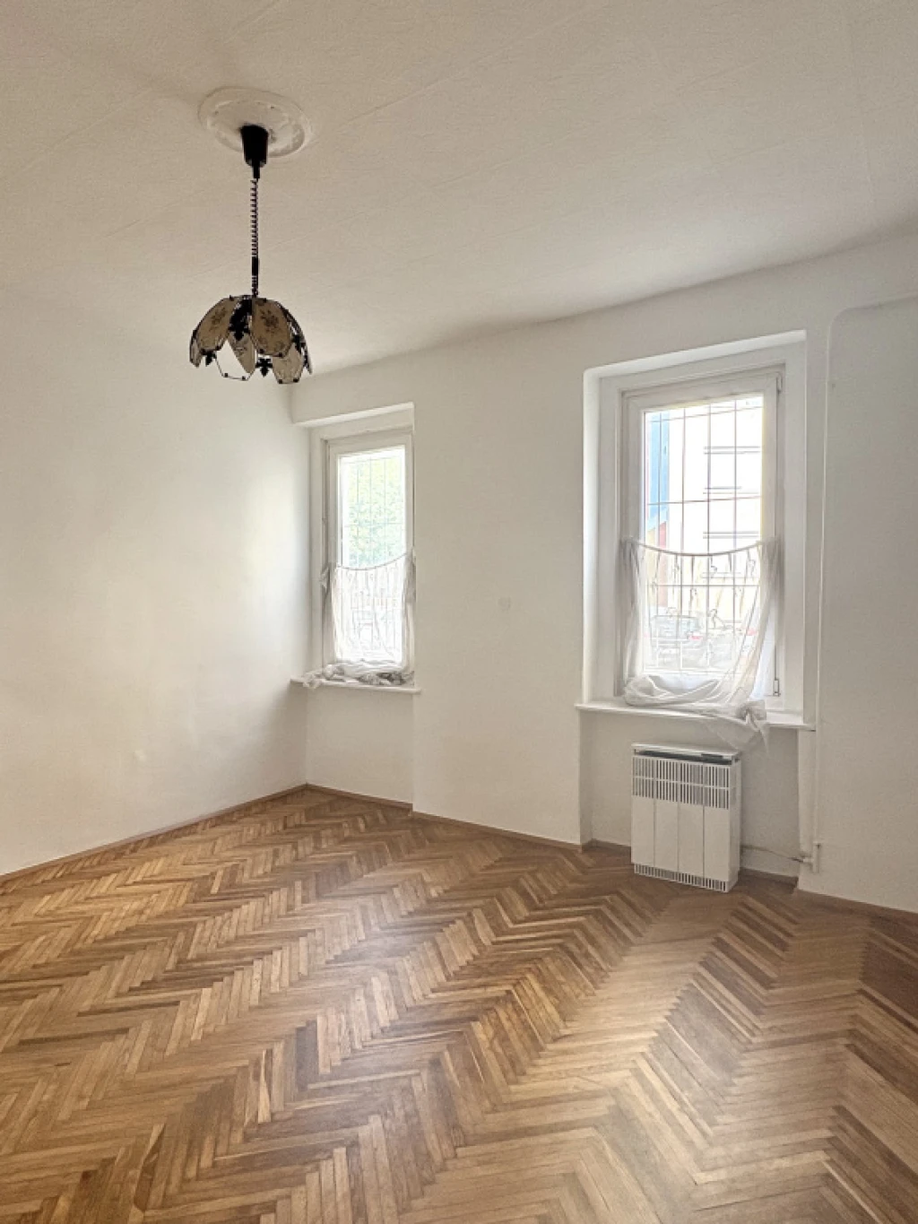 IV. Kerület, Újpest, 30 m²-es, társasházi lakás, 1 szobás, átlagos állapotú