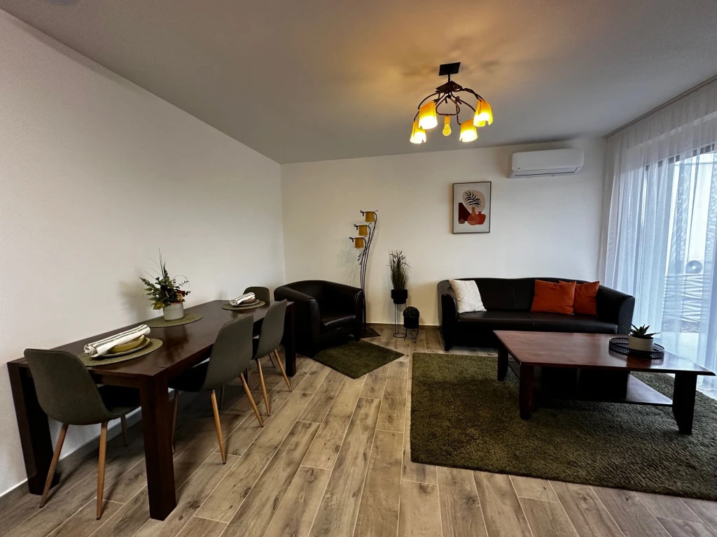 Hatvan, Géza fejedelem utca, 41 m²-es, társasházi lakás, 1 szobás