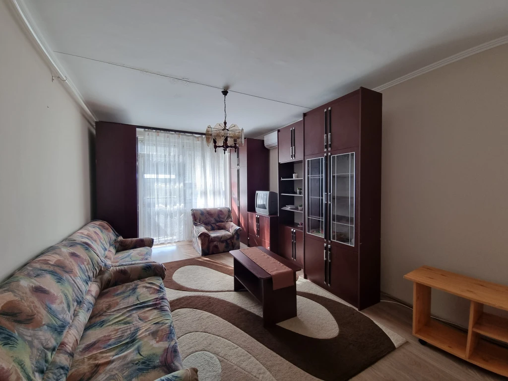 Nyíregyháza, Fazekas János tér, 56 m²-es, társasházi lakás, 2 szobás