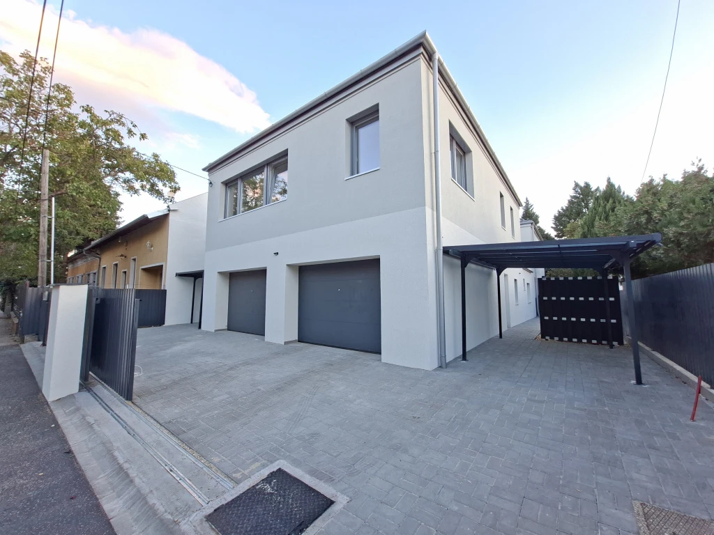 XVIII. Kerület, KOSSUTH LAJOS utca, 93 m²-es, társasházi lakás