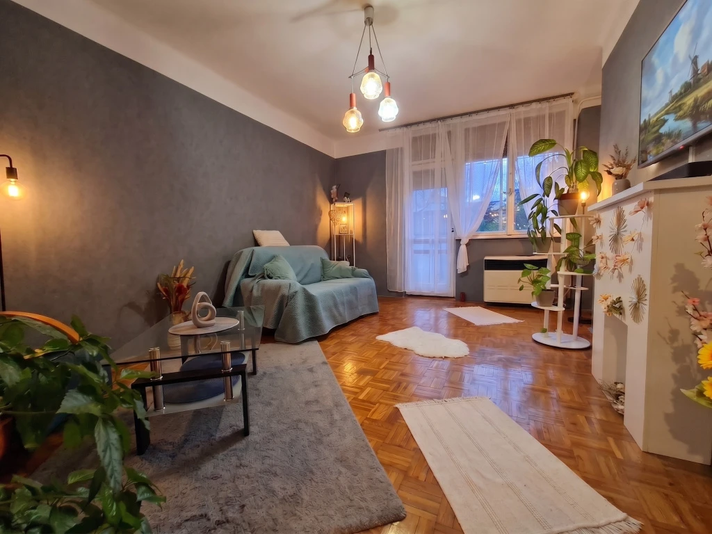 XVIII. Kerület, Iker tér, 49 m²-es, társasházi lakás, 2 szobás
