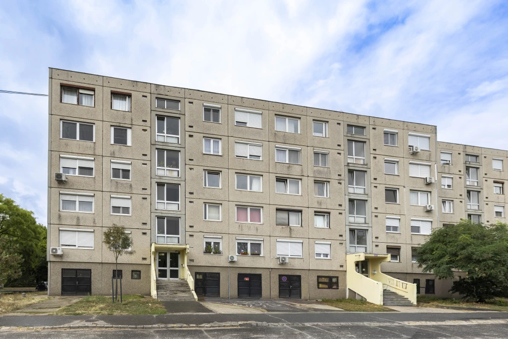 Vác, Kötő utca, 49 m²-es, társasházi lakás, 2 szobás, jó állapotú