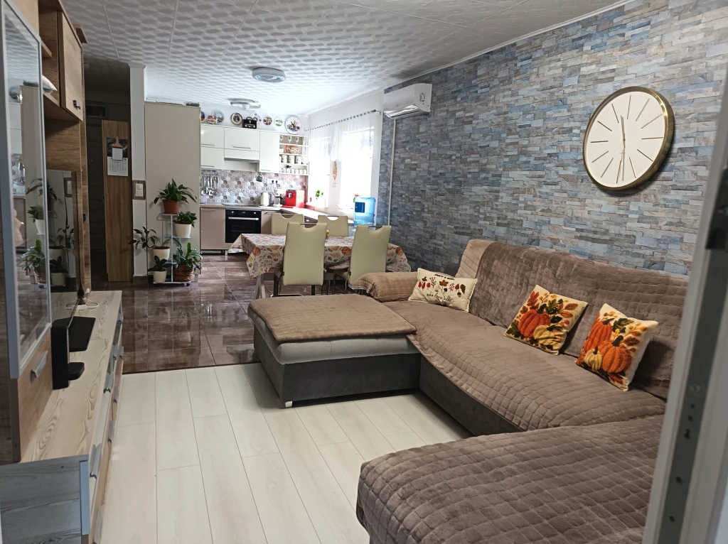 Galgamácsa, Panoráma utca, 63 m²-es, társasházi lakás, 2 szobás