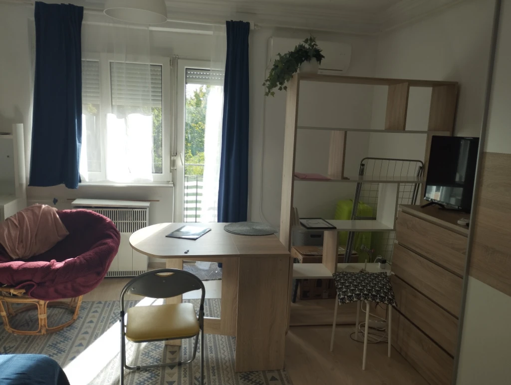 XIX. Kerület, Pannónia út, 31 m²-es, társasházi lakás, 1 szobás