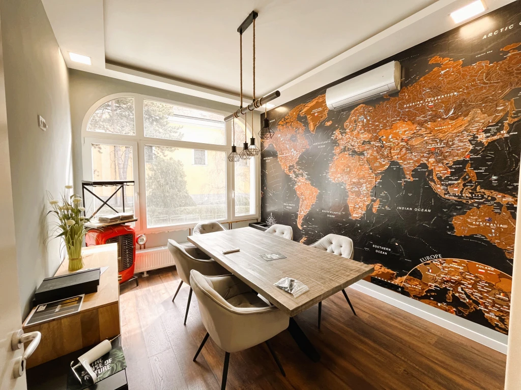 Budakeszi, Központ, 161 m²-es, üzlethelyiség utcai bejárattal