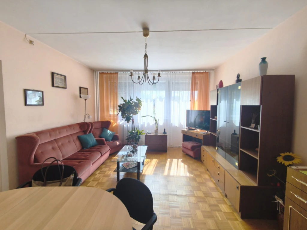 XIV. Kerület, Vezér utca, 68 m²-es, társasházi lakás, 2+1 szobás