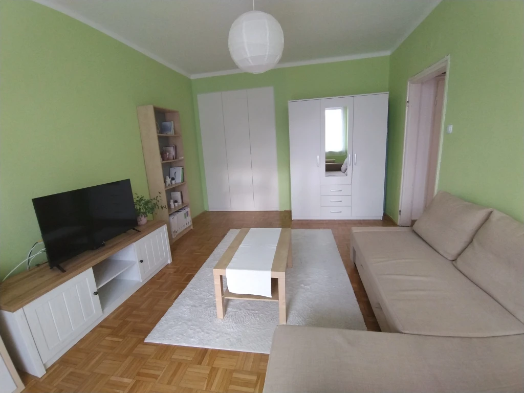 XVI. Kerület, Szalmarózsa utca, 46 m²-es, társasházi lakás, 2 szobás