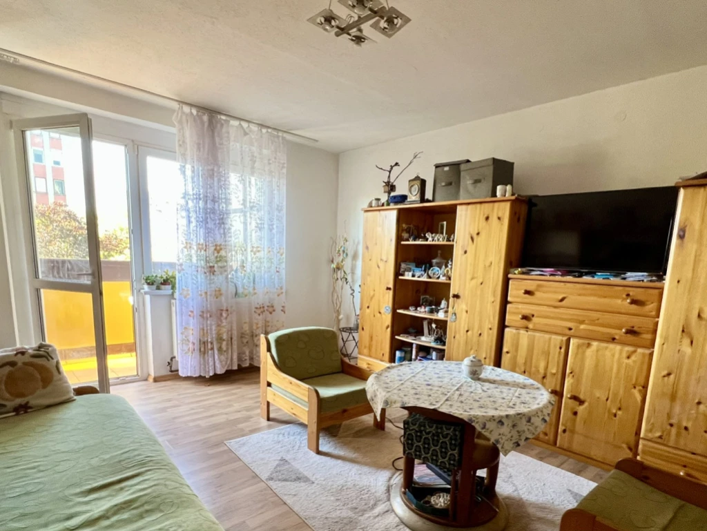 IX. Kerület, Csárdás köz, 58 m²-es, társasházi lakás, 1+2 szobás
