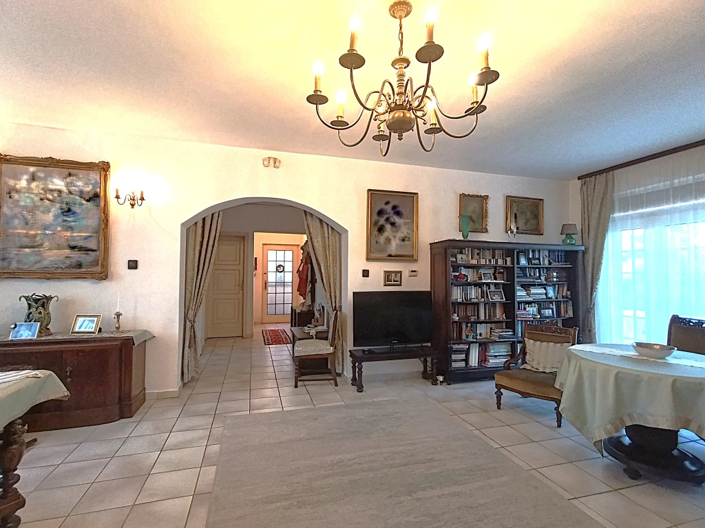 XXII. Kerület, Nyél utca környéki utca, 140 m²-es, ikerház, 4 szobás