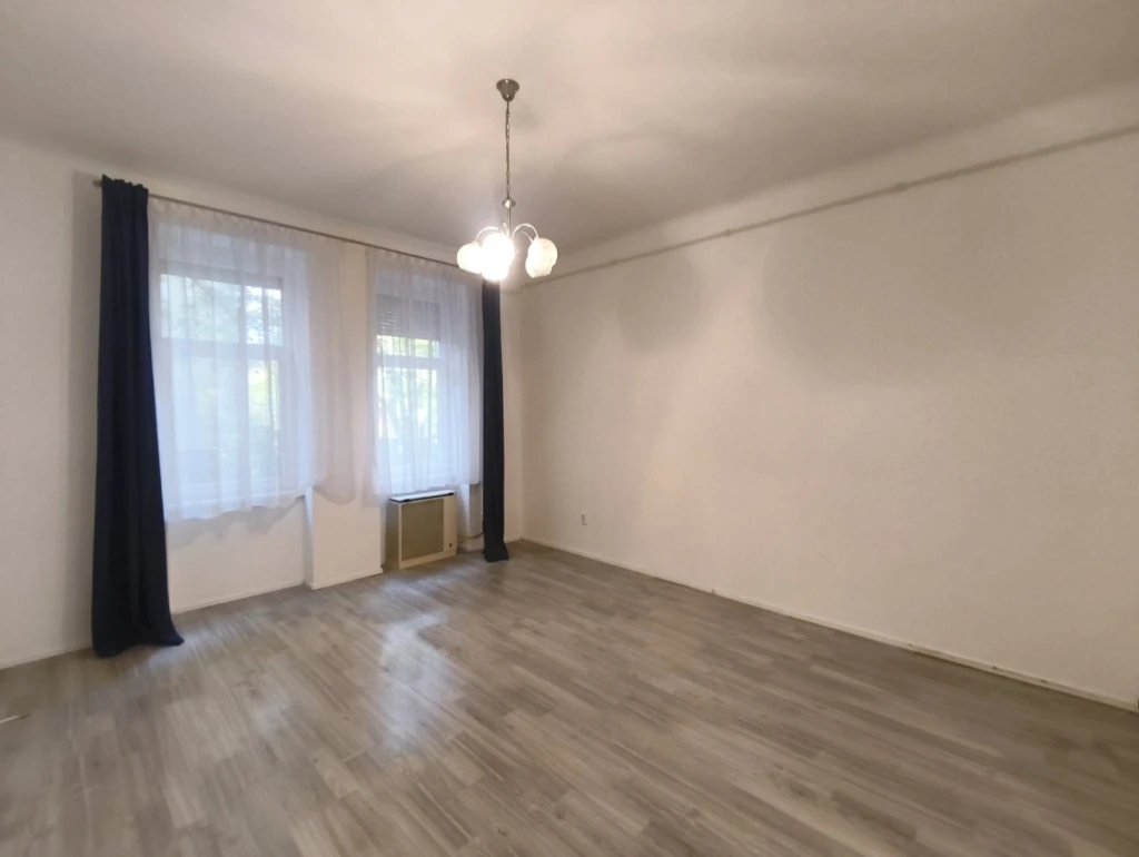 VIII. Kerület, Stadionok melletti utca, 50 m²-es, társasházi lakás