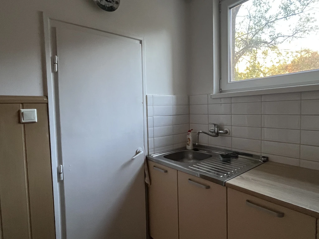 XVIII. Kerület, Lakatos lakótelep utca, 53 m²-es, társasházi lakás