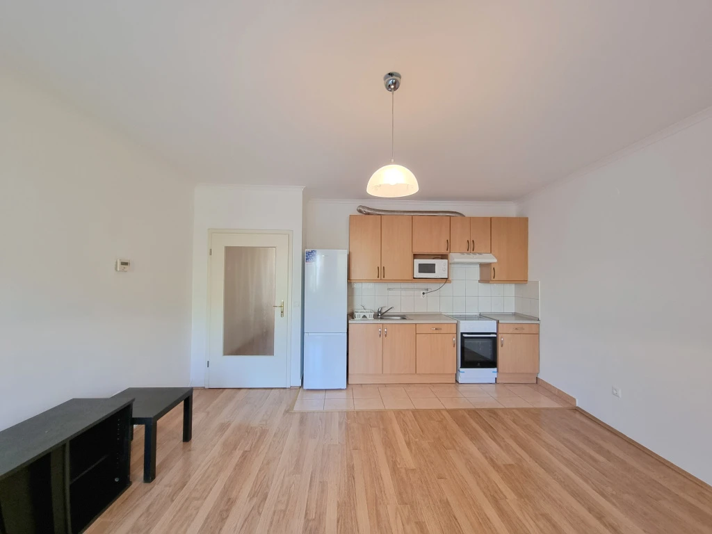 Nyíregyháza, Új utca, 56 m²-es, társasházi lakás, 2 szobás, felújított állapotú
