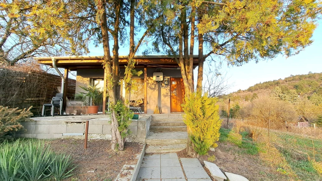 c3-2-name c2-1-name, Budaörs