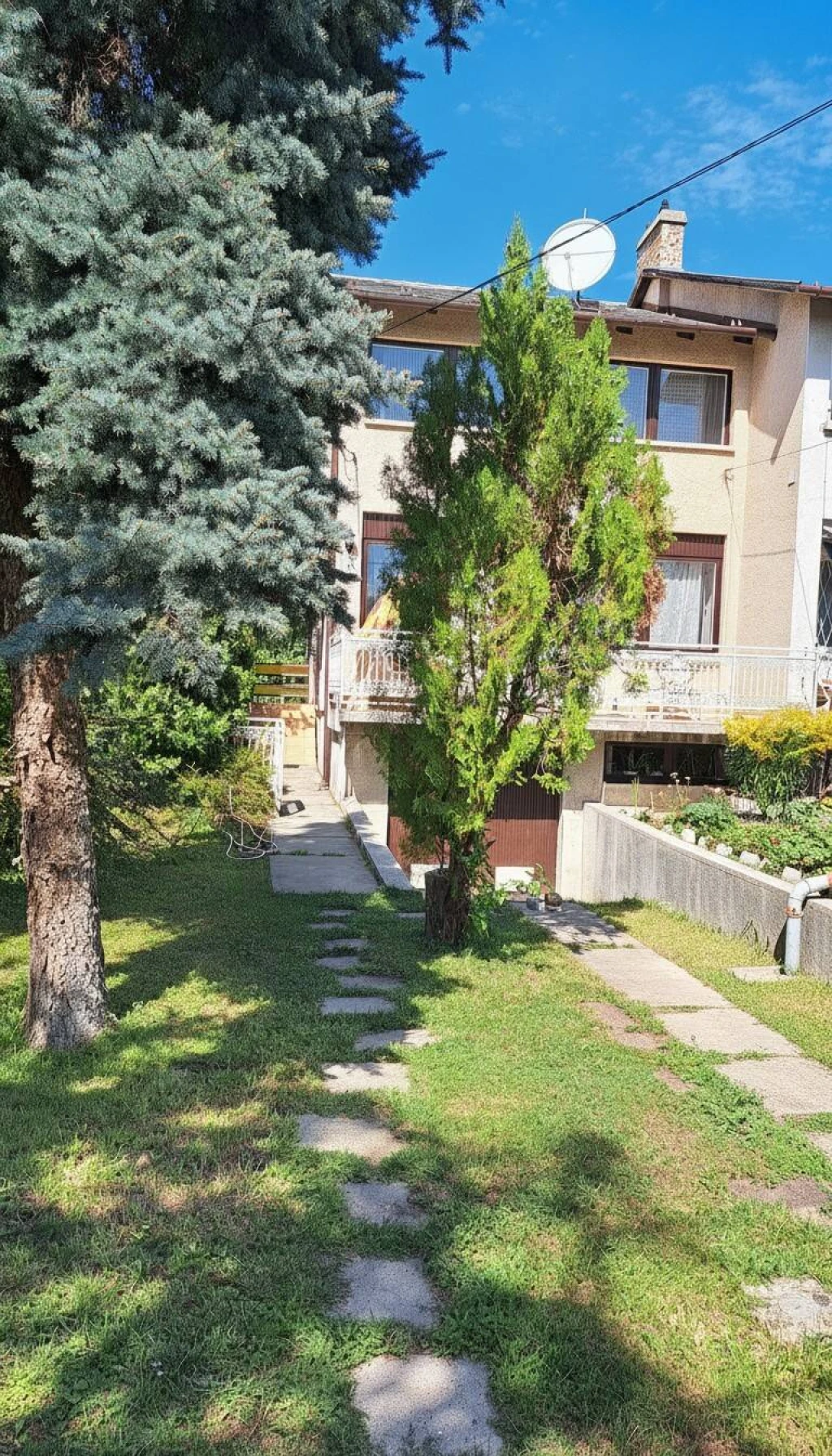 Békés kertvárosi otthon, kiváló lehetőségekkel Budafokon!