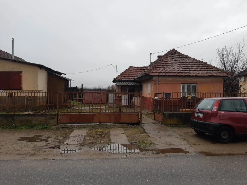 Eladó családi ház, Apagy