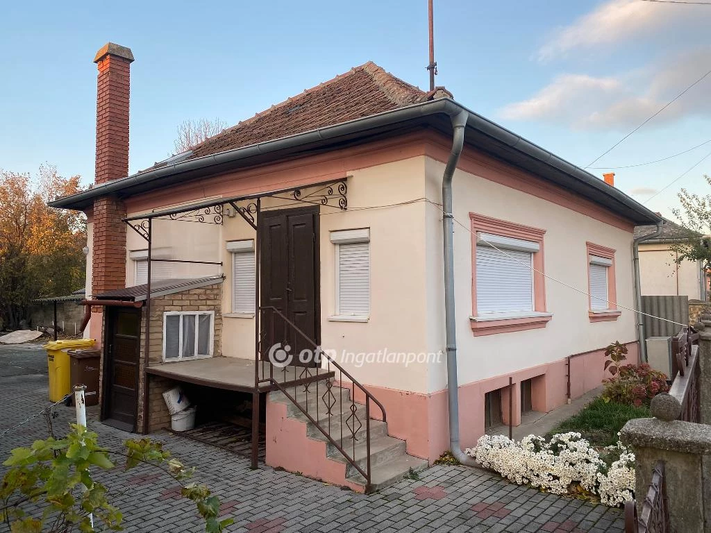 For sale house, Tiszafüred