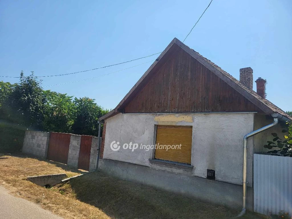 For sale house, Jászfényszaru