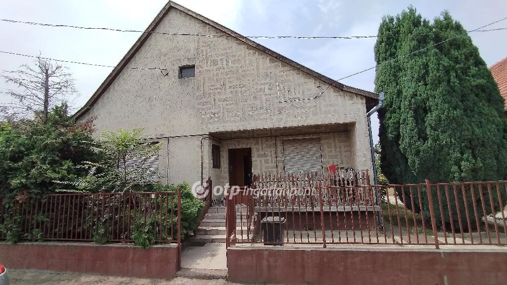 For sale house, Jászapáti