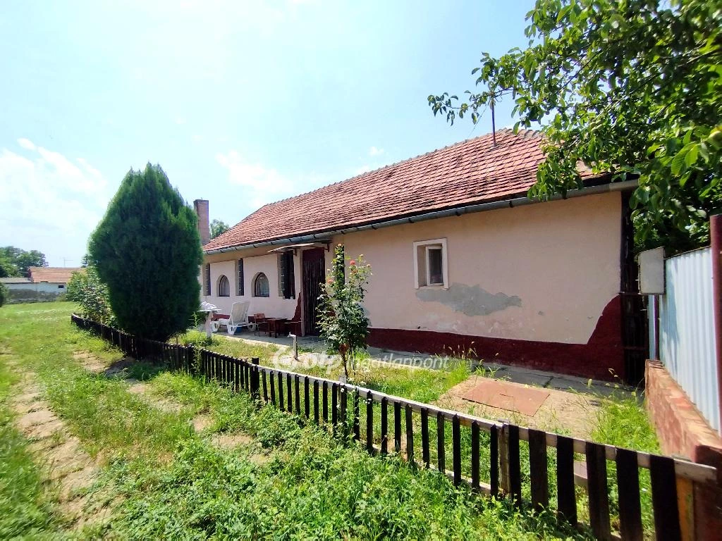 For sale house, Kisújszállás