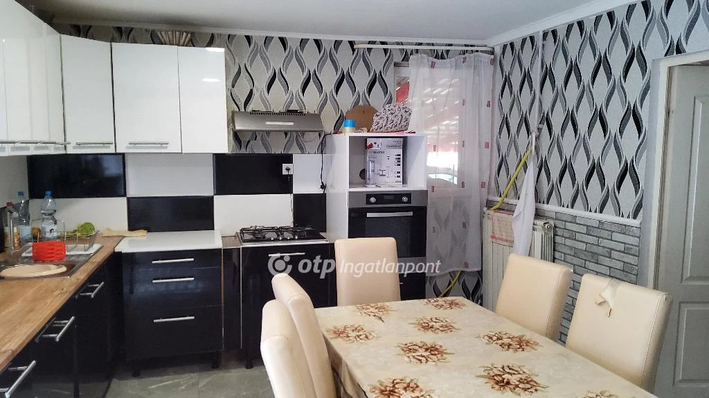 For sale house, Hatvan